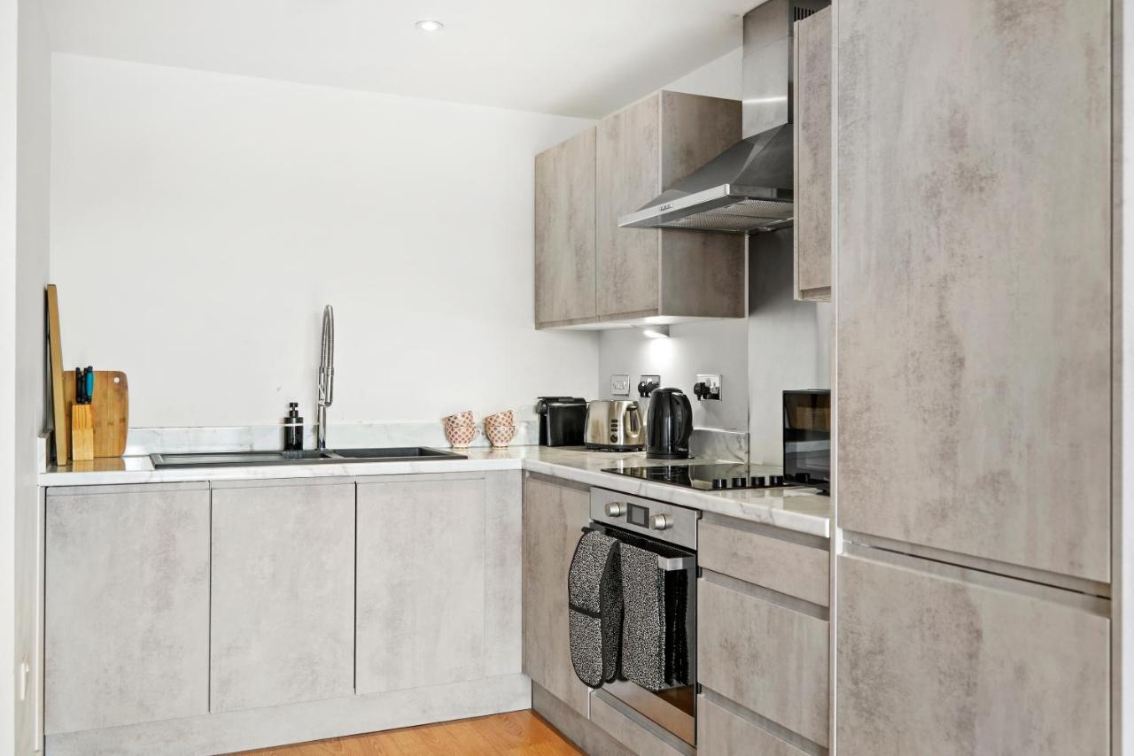 Stunning 2 Bedroom Apartment Leeds  Exteriör bild