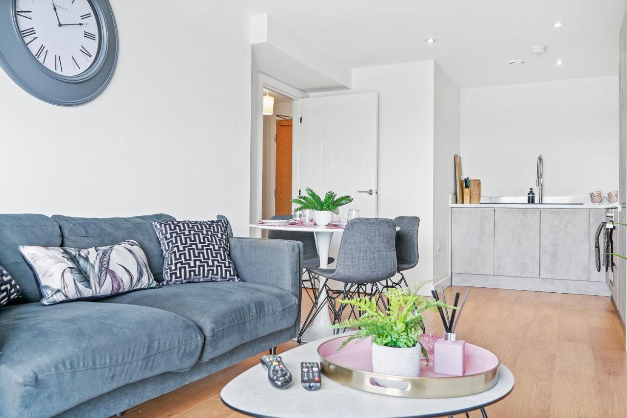 Stunning 2 Bedroom Apartment Leeds  Exteriör bild