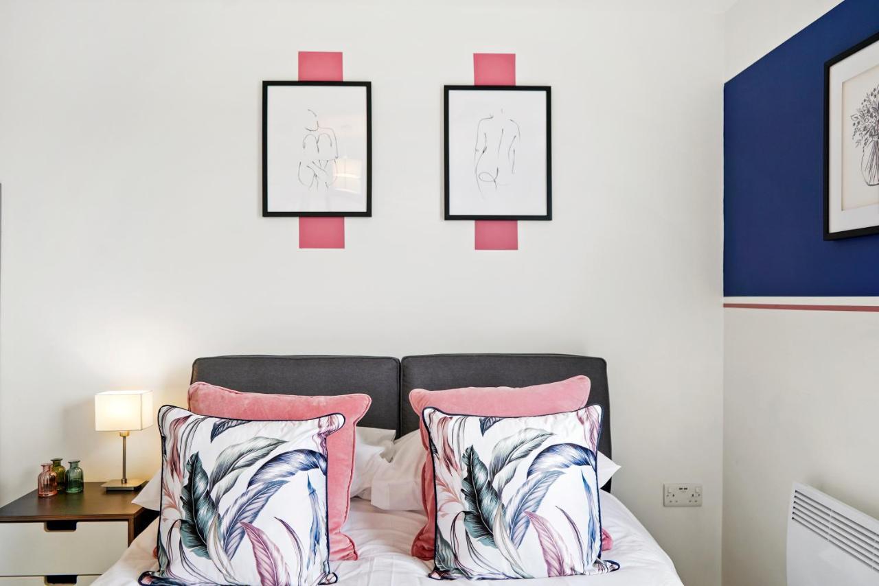 Stunning 2 Bedroom Apartment Leeds  Exteriör bild