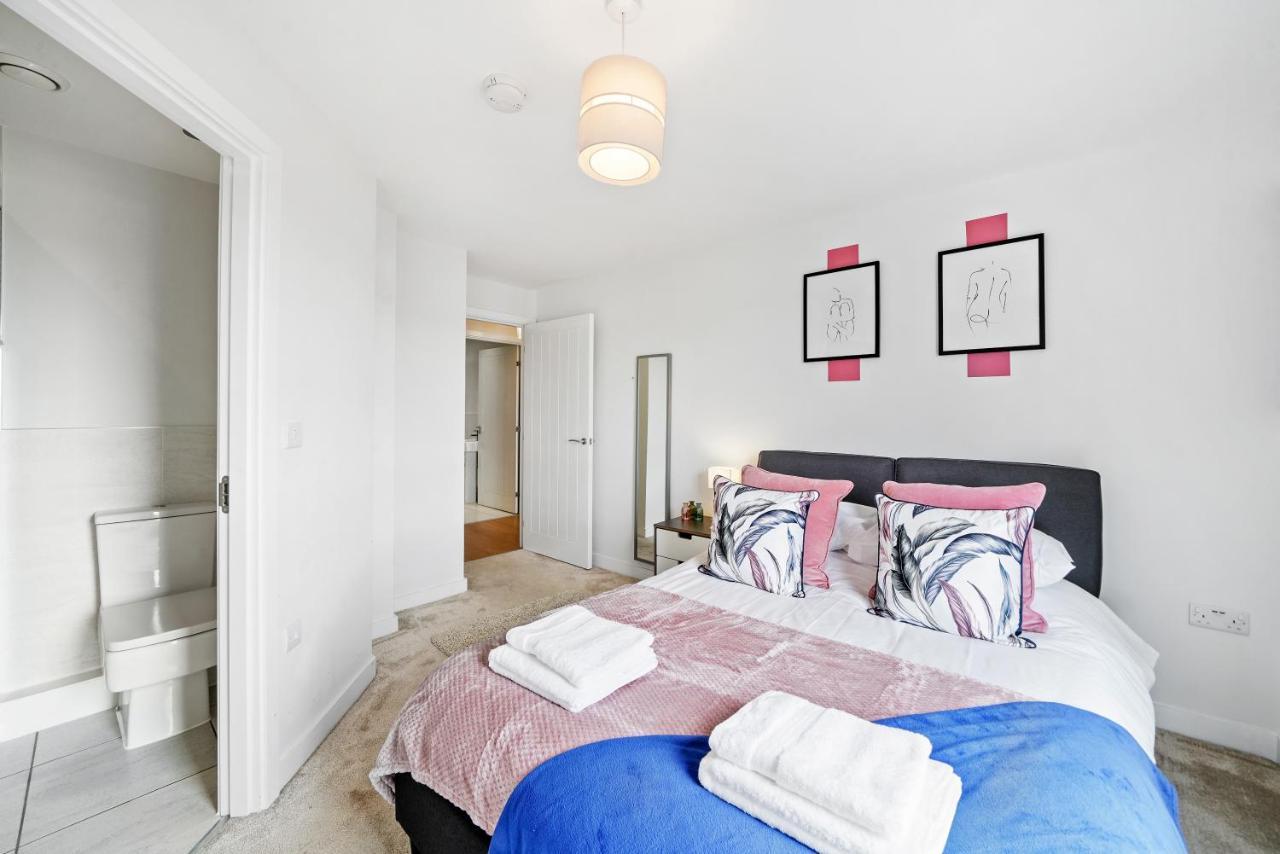 Stunning 2 Bedroom Apartment Leeds  Exteriör bild